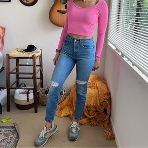 Levis wedgie size 25